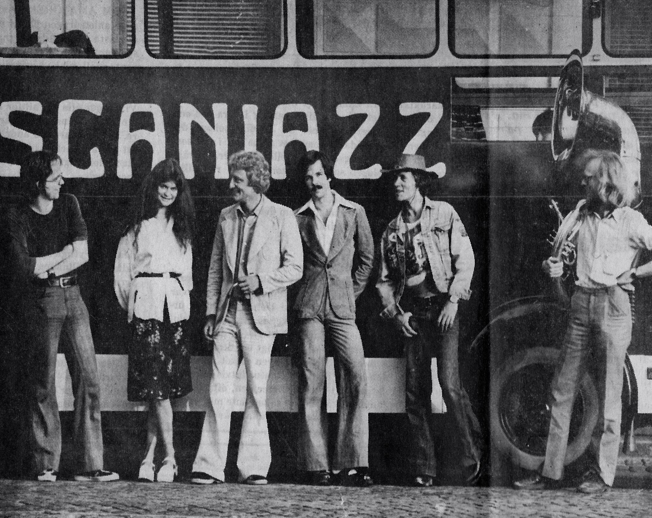 Scaniazz med buss 1976